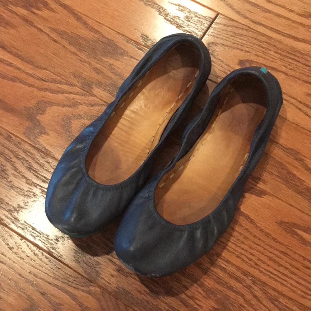 California Navy Tieks